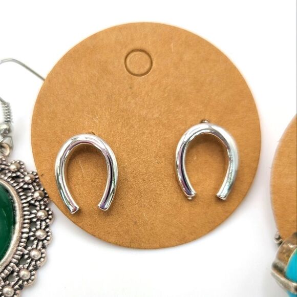 3 pairs of earrings,  pierced - Picture 4 of 6